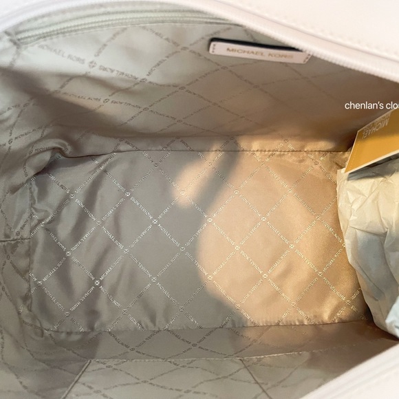 🌸NeW! Michael Kors Gilly Stripe Signature Tote - Picture 3 of 5